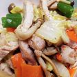 冷蔵庫の余り物でパパッと野菜炒め