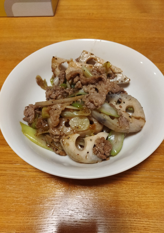 牛肉とレンコンの黒胡椒炒め-レシピのメイン写真