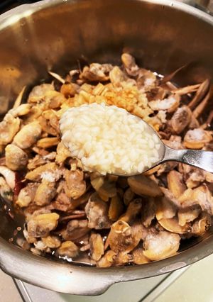 活力なべで簡単！あさりの炊き込みご飯-レシピのメイン写真