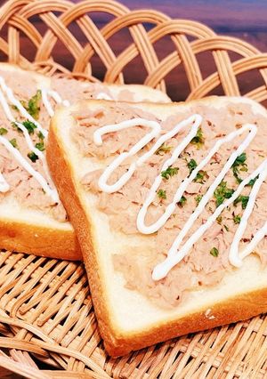 イタドレ和える激ウマツナトースト♪-レシピのメイン写真