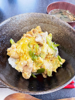 簡単!とろとろ九条ネギの親子丼-レシピのメイン写真