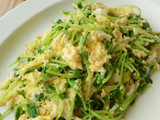 豆苗としらすの卵炒め