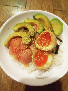 アボカド味玉まぐろたたき丼-レシピのメイン写真