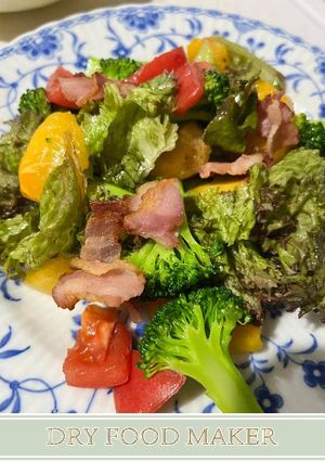 柿とベーコンのサラダ【ドライフード】-レシピのメイン写真