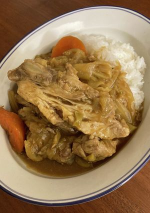 スペアリブとキャベツのとろとろカレー-レシピのメイン写真