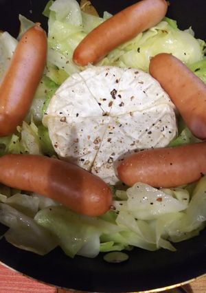 オイル蒸しキャベツ～チーズとウインナー～-レシピのメイン写真