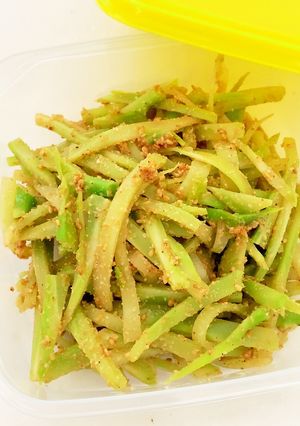 ブロッコリーの茎のごま和え-レシピのメイン写真