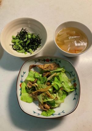 野菜炒め、振り掛け、お吸い物-レシピのメイン写真