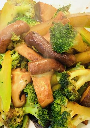 旨!ブロッコリーと椎茸の簡単バタ醤油炒め-レシピのメイン写真