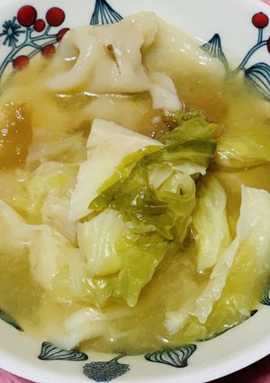 水餃子とキャベツの塩麹スープ-レシピのメイン写真