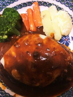 20分!デミグラ煮込みハンバーグ-レシピのメイン写真
