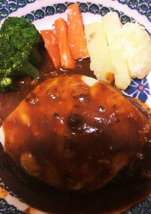 20分!デミグラ煮込みハンバーグ-レシピのメイン写真
