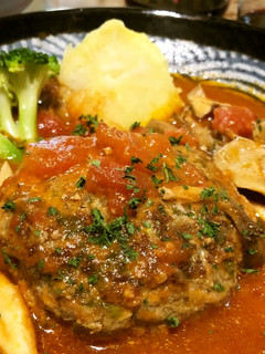 クリスマスに☆トマト煮込みハンバーグ♪-レシピのメイン写真