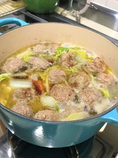 体ポカポカ♪「白菜と肉団子のオイル鍋」-レシピのメイン写真