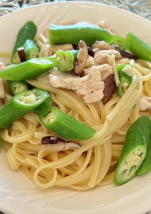 鶏むね肉とオクラの和風オイルパスタ-レシピのメイン写真