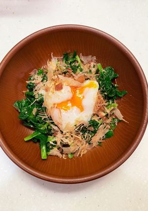 ニラと温泉卵の副菜（おつまみ）-レシピのメイン写真
