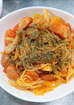 簡単！ナポリタン〜♪♪♪トマト入れて〜-レシピのメイン写真