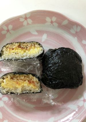 かつお節と甘い卵の簡単おにぎらず-レシピのメイン写真