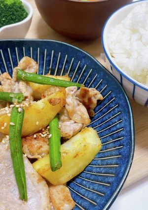 豚こまとじゃがいもの洋風炒め-レシピのメイン写真