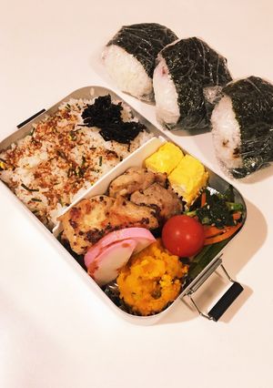 社会人息子、大学1息子　弁当　-レシピのメイン写真