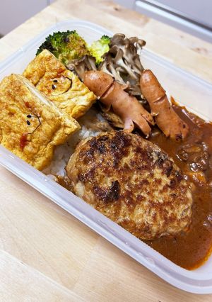 ジュワッとジューシー☆デミハンバーグ弁当-レシピのメイン写真
