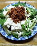 ☆水菜豆腐にマグロフレークのせ＊