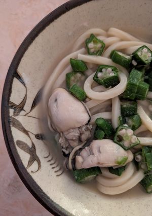 簡単★牡蠣とオクラの味噌󠄀スープうどん-レシピのメイン写真