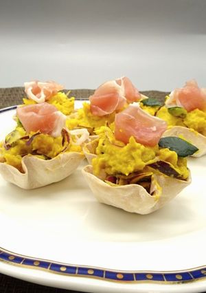 【JA福岡市】餃子の皮deお花のかぼちゃカップ-レシピのメイン写真