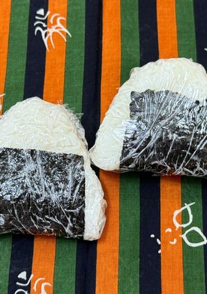 横浜発♡見た目も大きく•100gおにぎり-レシピのメイン写真