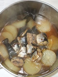 大根のサバ缶炊き♪簡単レシピ大根煮物-レシピのメイン写真