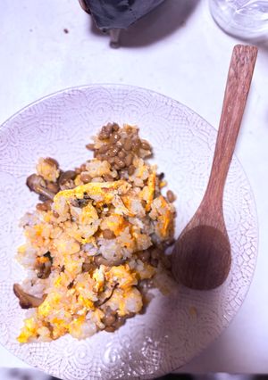 簡単！納豆としめじのチャーハン♪-レシピのメイン写真