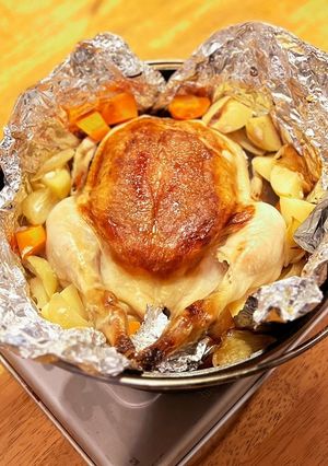 塩麹ダッチオーブン丸鶏のローストチキン-レシピのメイン写真
