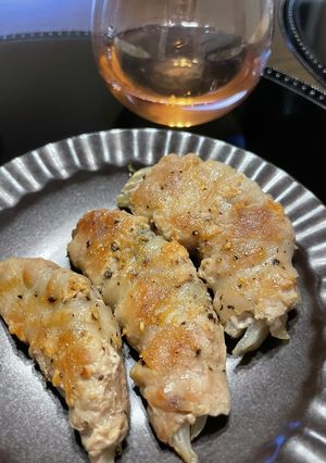 ロゼのお供に！玉ねぎとバジルの豚巻き-レシピのメイン写真