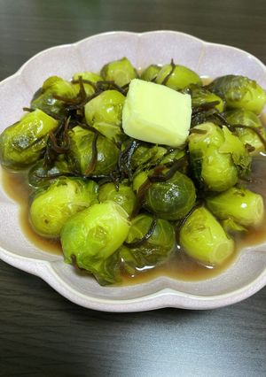 芽キャベツの塩昆布&バター煮込み-レシピのメイン写真