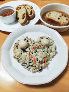 ひき肉とひじき煮のピラフ-レシピのメイン写真