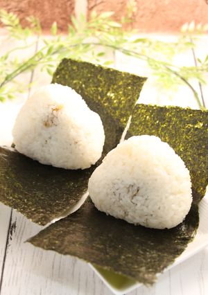 簡単！おにぎり　わさび海苔-レシピのメイン写真