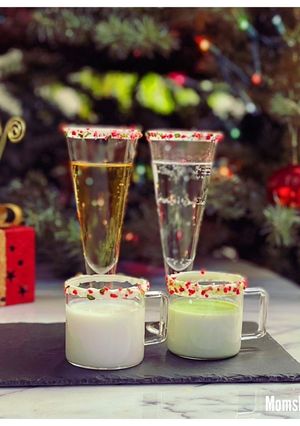 ホットミルク　クリスマスデコレーション-レシピのメイン写真