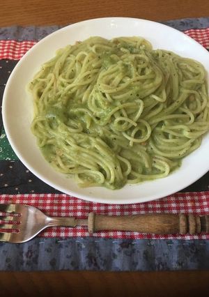スパゲッティ・アボカドクリーム-レシピのメイン写真