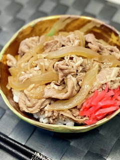 調理時間15分!煮るだけで簡単☆絶品豚丼-レシピのメイン写真