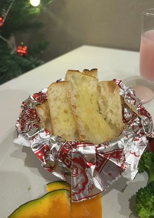 材料３つ！フライパンでガーリックトースト-レシピのメイン写真
