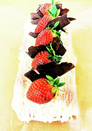 ホワイトチョコロール-レシピのメイン写真