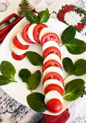 クリスマスにお豆腐カプレーゼ-レシピのメイン写真