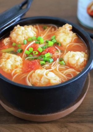 エビ団子のトマトビーフン煮こみ-レシピのメイン写真