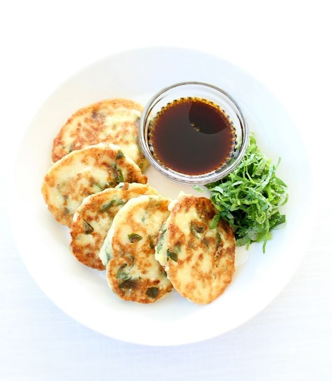 ふわふわ【豆腐の丸め焼き（大葉＆ごま）】-レシピのメイン写真