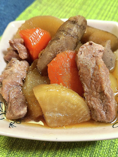 豚肉と根菜の煮物!大根人参も柔らか圧力鍋-レシピのメイン写真