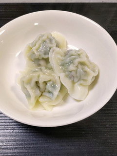 パクチーとバイマクルーの水餃子-レシピのメイン写真