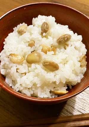 超簡単♪ハイオレ大豆の「いり大豆ご飯」-レシピのメイン写真