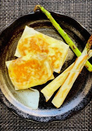 ブルーチーズと目玉焼きの春巻き-レシピのメイン写真