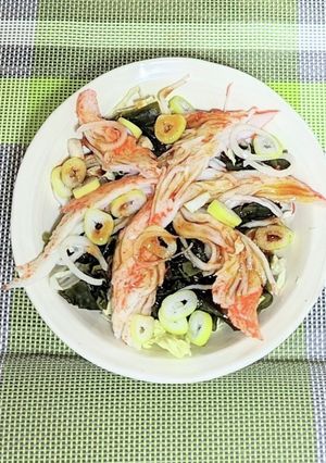 白菜とカニカマのピリ辛サラダ-レシピのメイン写真