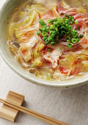 体の芯から温まる！豚肉と白菜の激辛スープ-レシピのメイン写真